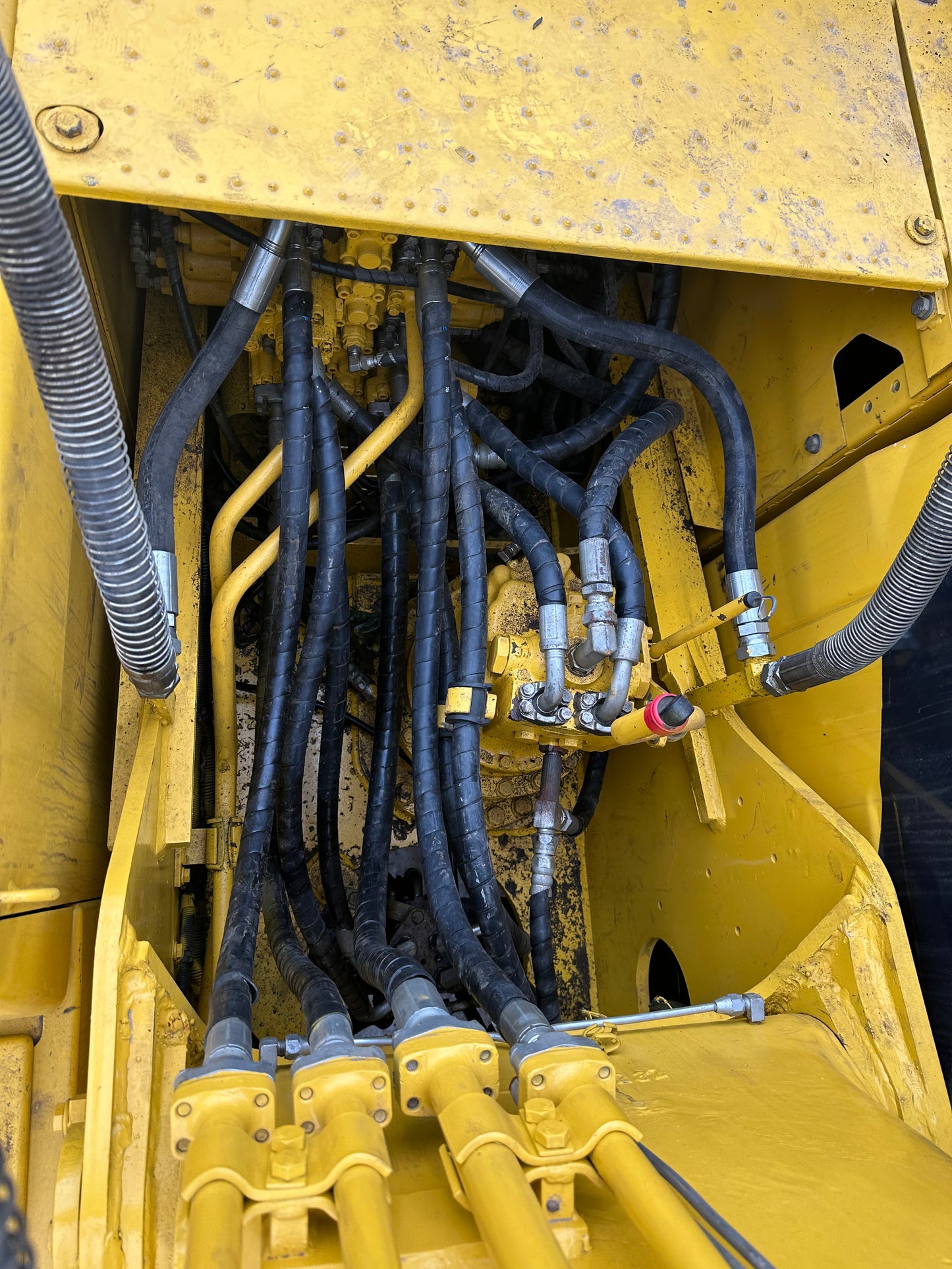 Used Komatsu PC200-10 crawler excavator real inventory view 7