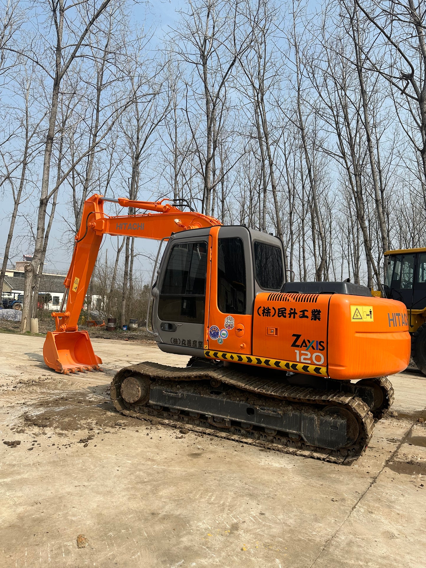 USED HITACHI ZX120