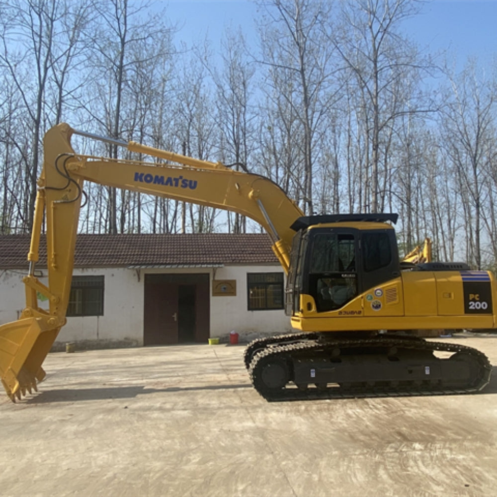 USED KOMATSU PC200-7