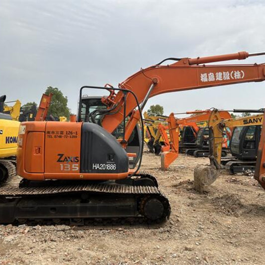 USED HITACHI ZX135