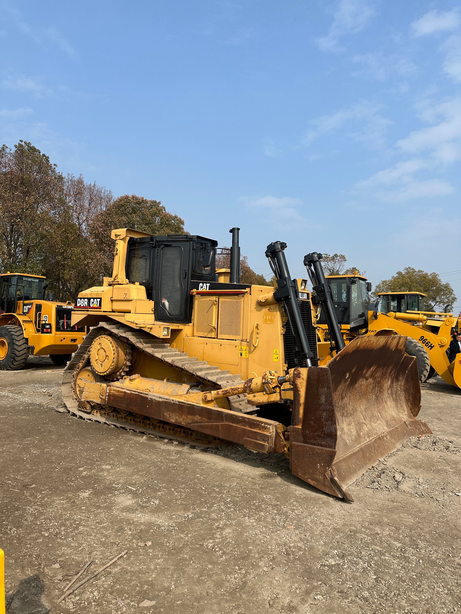 Used Caterpillar D8R Bulldozer for Sale front view