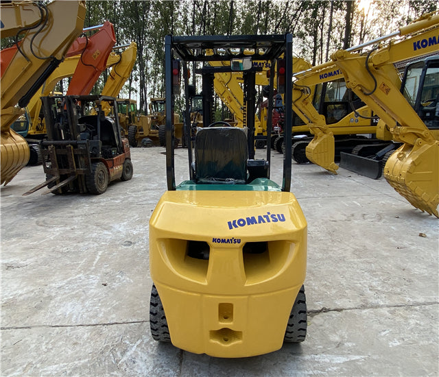 Used Komatsu FD30 Forklift for Sale - Alternative Stock front view