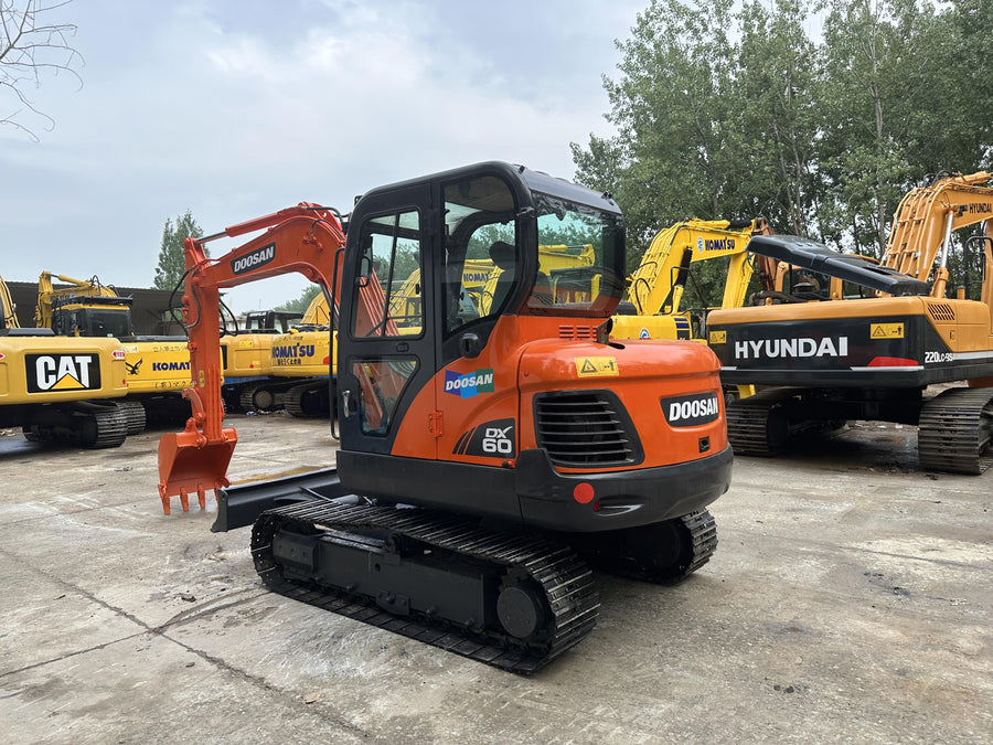 Used DOOSAN DX60 Crawler Excavator for Sale | DOOSAN DX60 Price detail photo 5