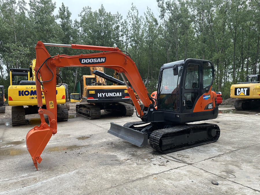 Used DOOSAN DX60 Crawler Excavator for Sale | DOOSAN DX60 Price detail photo 7
