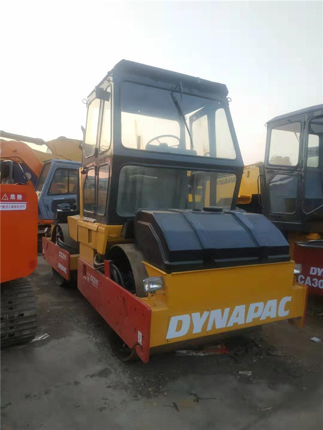 USED DYNAPAC CC211