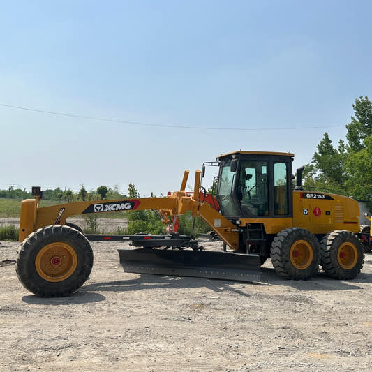 Used XCMG GR2153 Motor Grader for Sale side view
