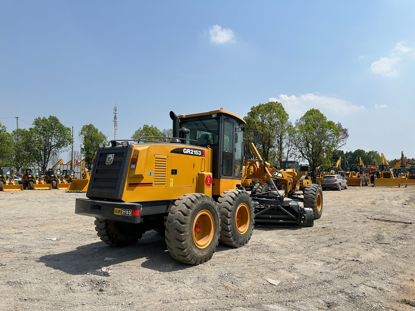 USED XCMG GR2153
