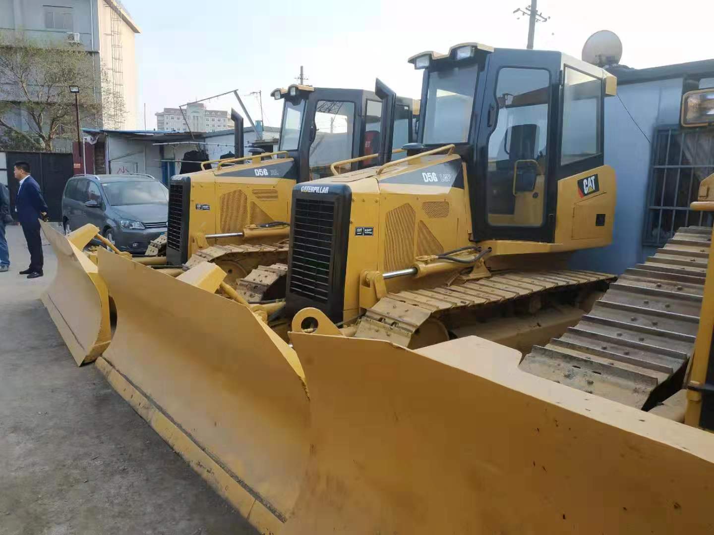 Used Caterpillar D5M Bulldozer for Sale front view