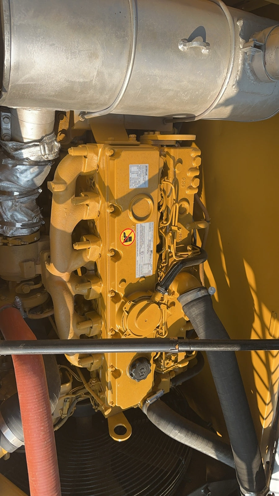 Used CAT 320D2L Crawler Excavator for Sale | Caterpillar 320D2L Price detail photo 2