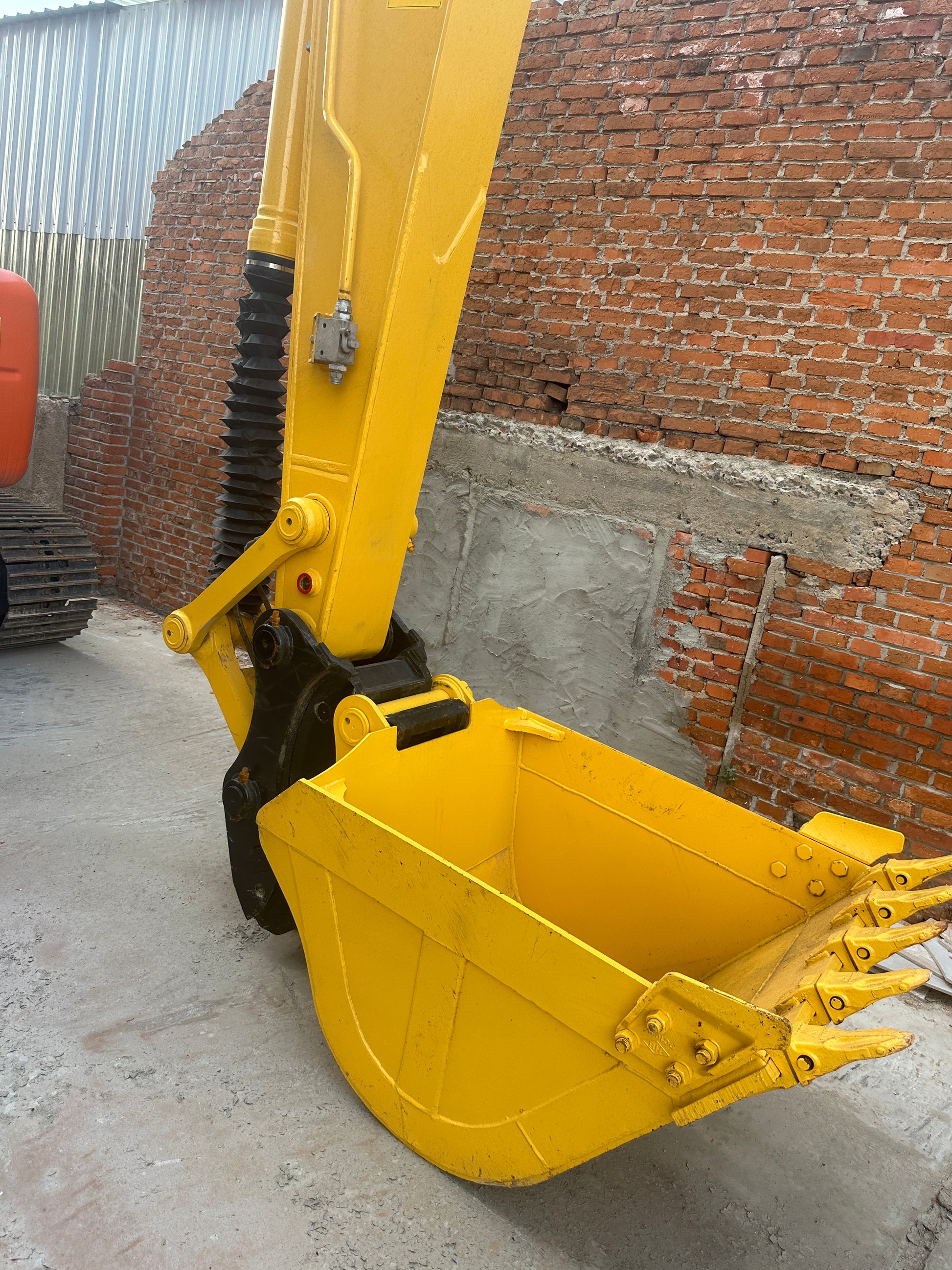 Used Komatsu PC160-7 Excavator for Sale detail view
