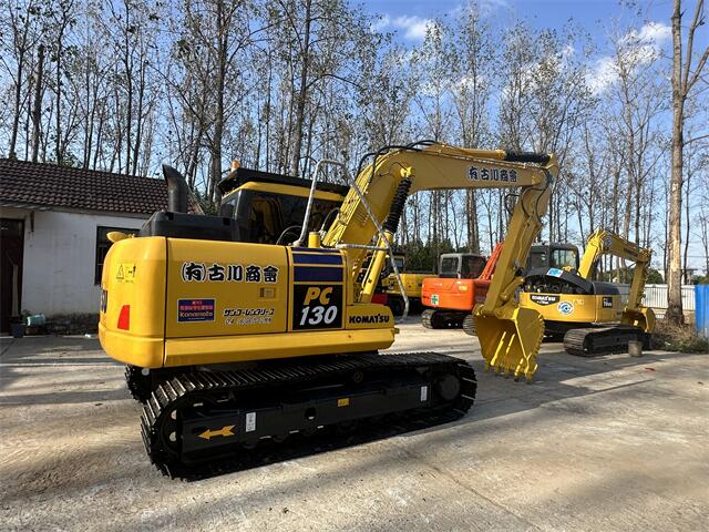 USED KOMATSU PC130-7