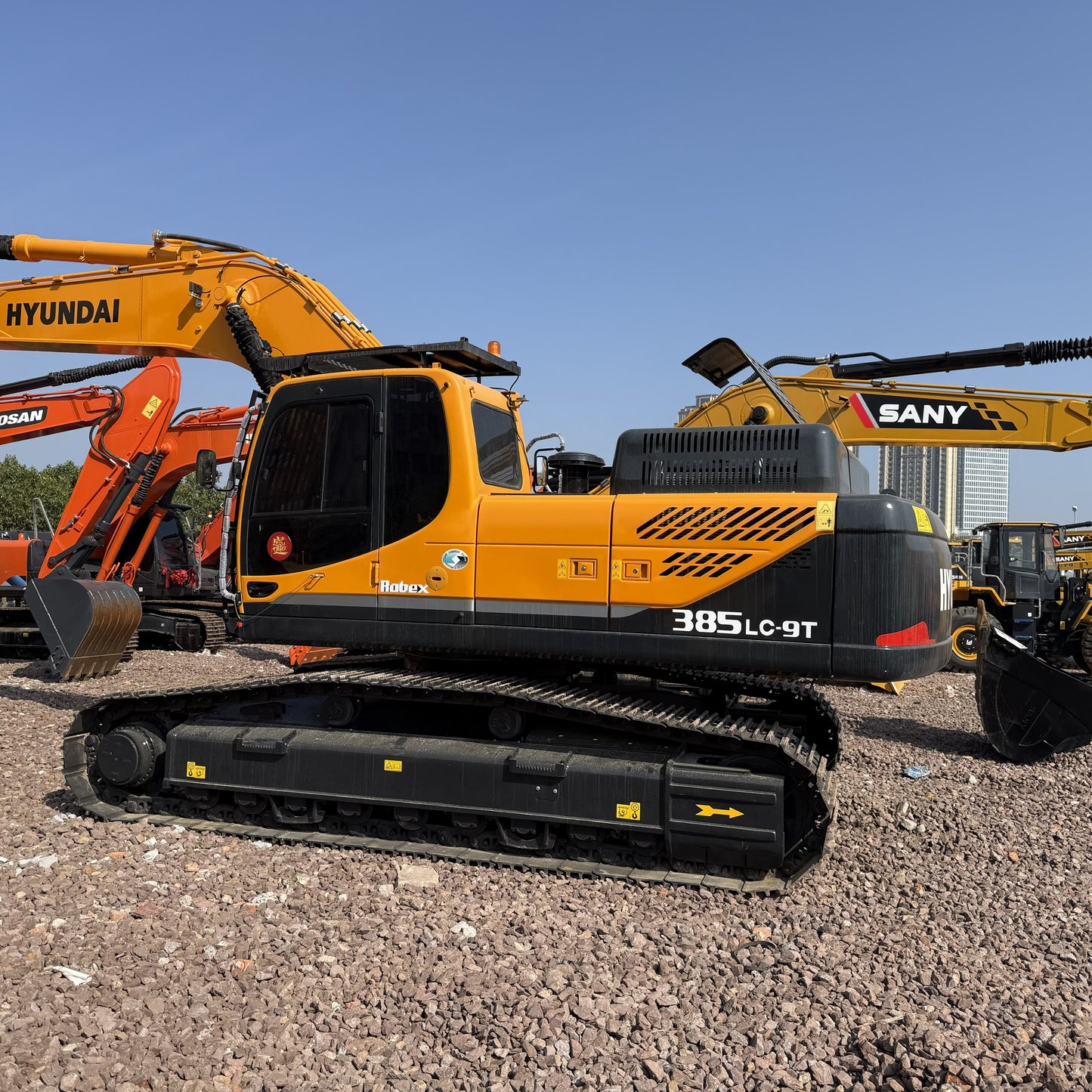 USED HYUNDAI 385LC-9T
