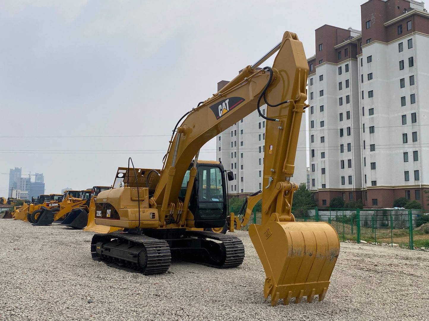 Used CAT 320CL Crawler Excavator for Sale - real inventory photo 5