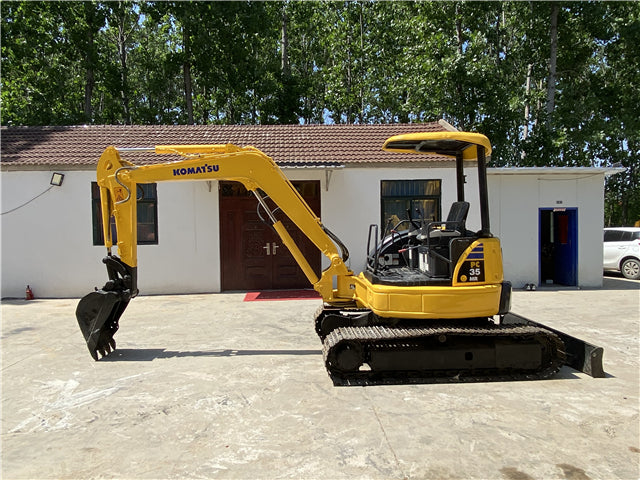 USED KOMATSU PC35MR