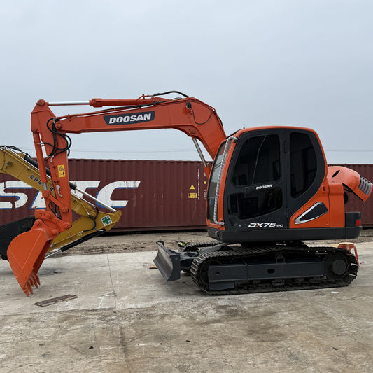 Used DOOSAN DX75-9C Crawler Excavator for Sale - real inventory photo 1