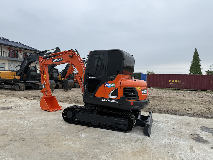 Used DOOSAN DX60-9C Crawler Excavator for Sale | DOOSAN DX60-9C Price detail photo 3
