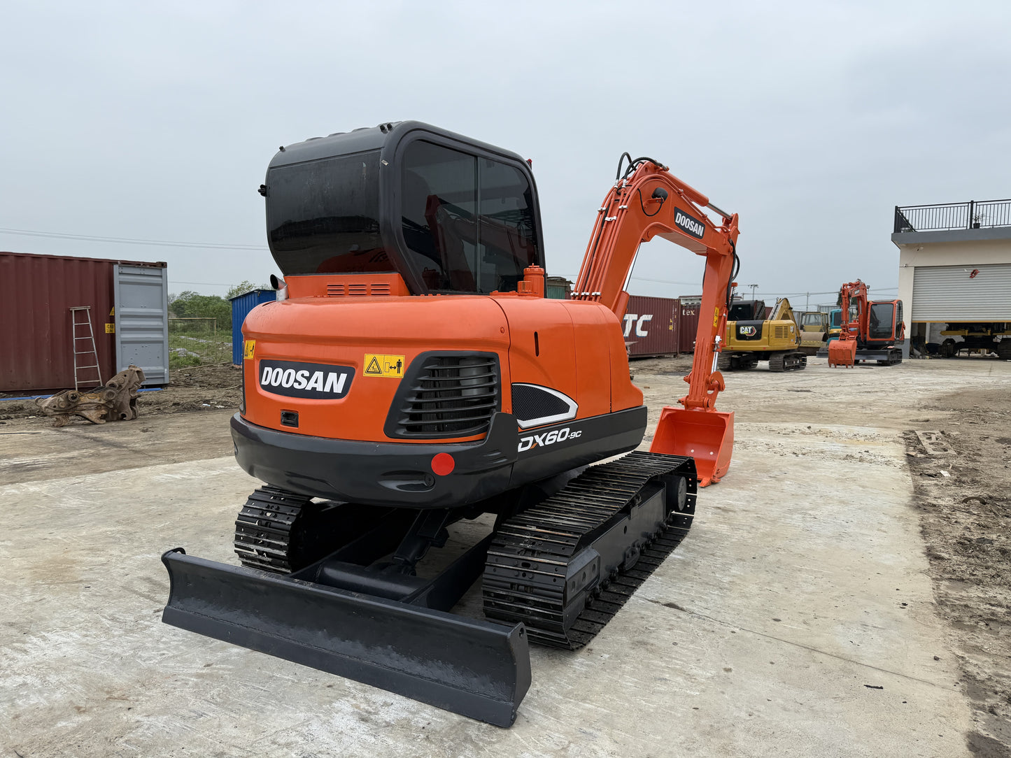 Used DOOSAN DX60-9C crawler excavator real inventory view 4