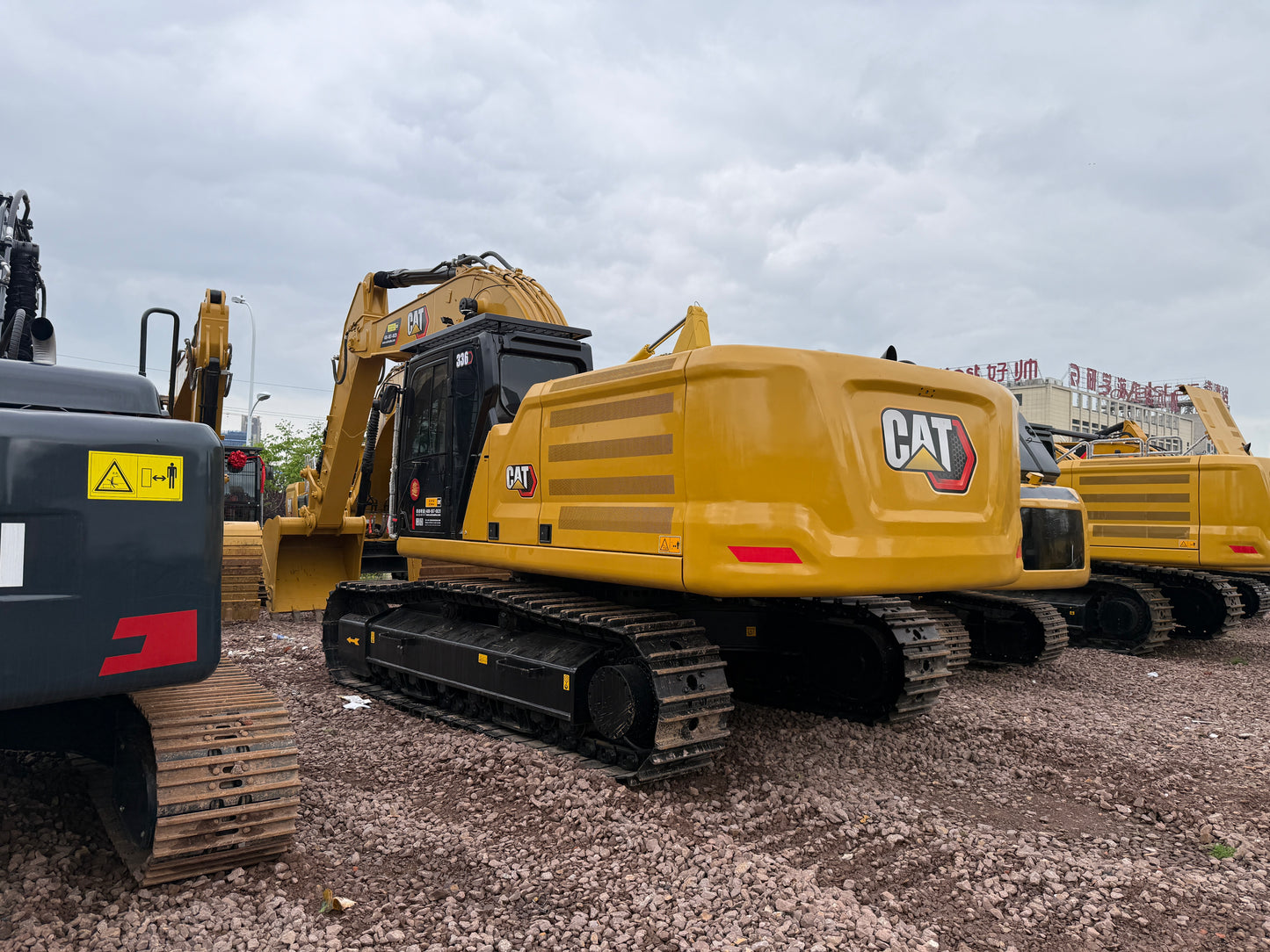 Used CAT 336 crawler excavator real inventory view 2