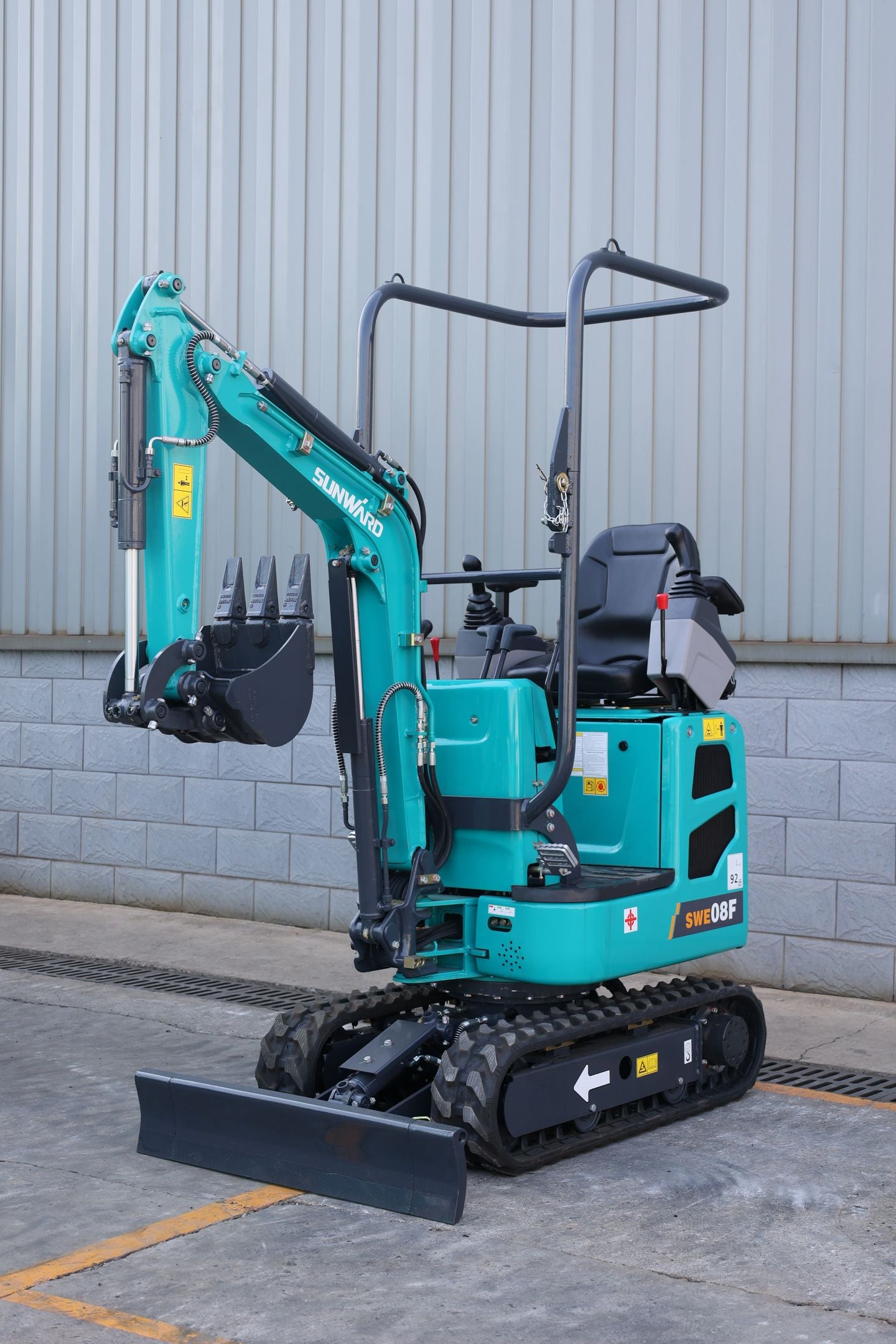 New Sunward SWE08B Excavator for Sale detail view