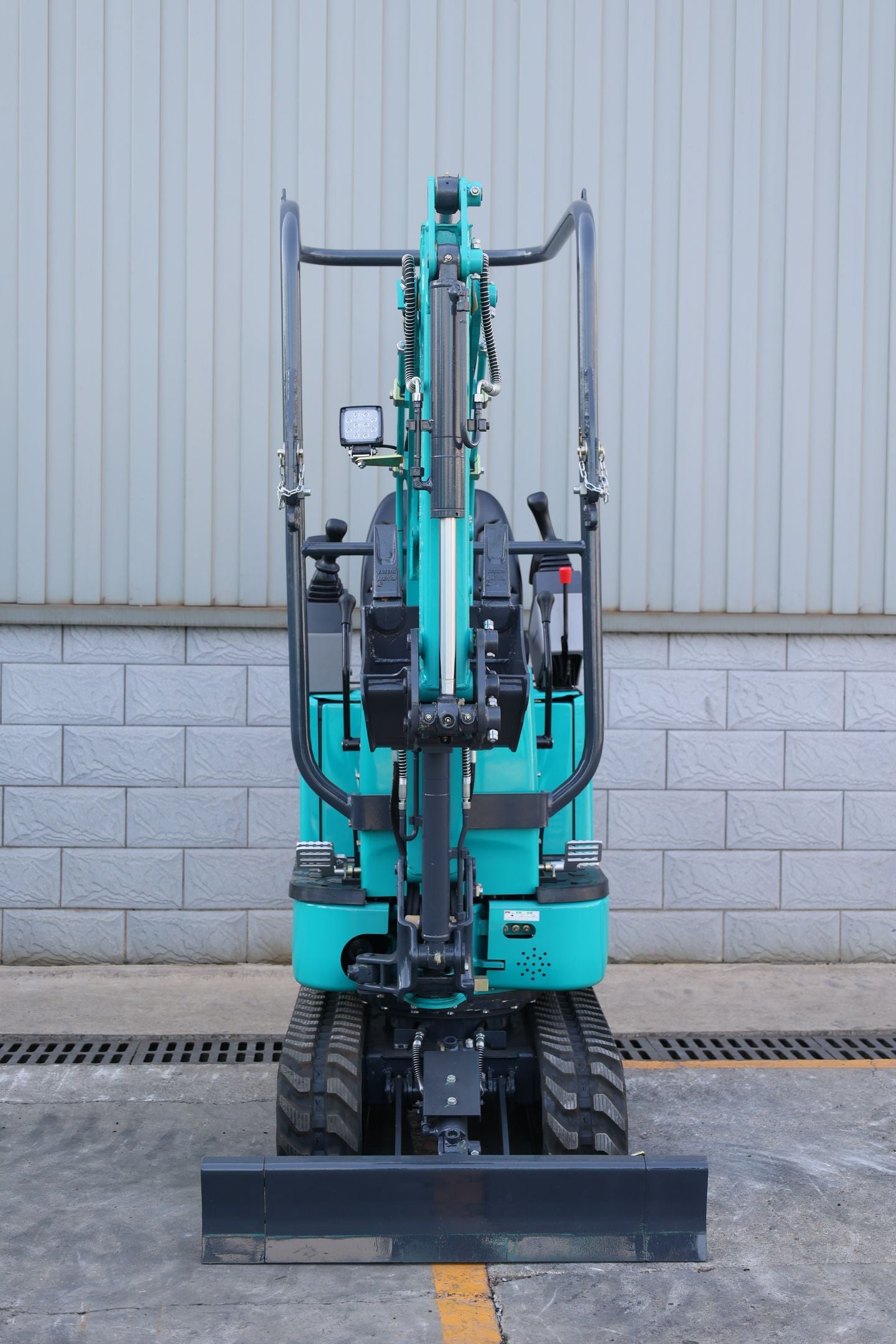 New Sunward SWE08B Excavator for Sale detail view