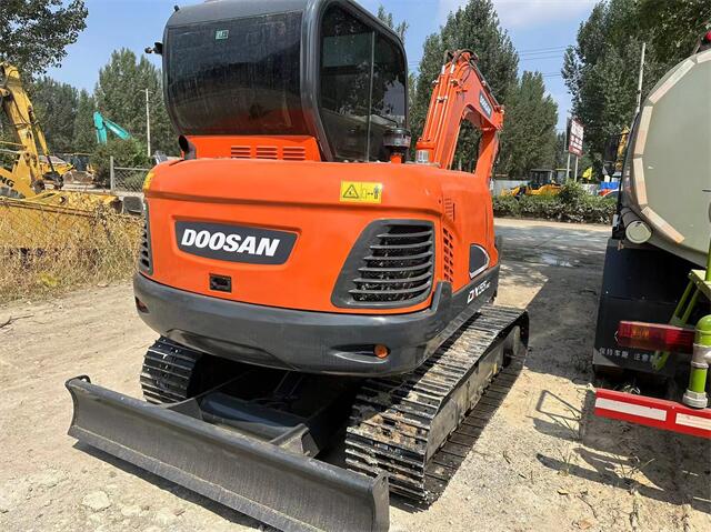 Used Doosan DX55-9C Excavator for Sale front view