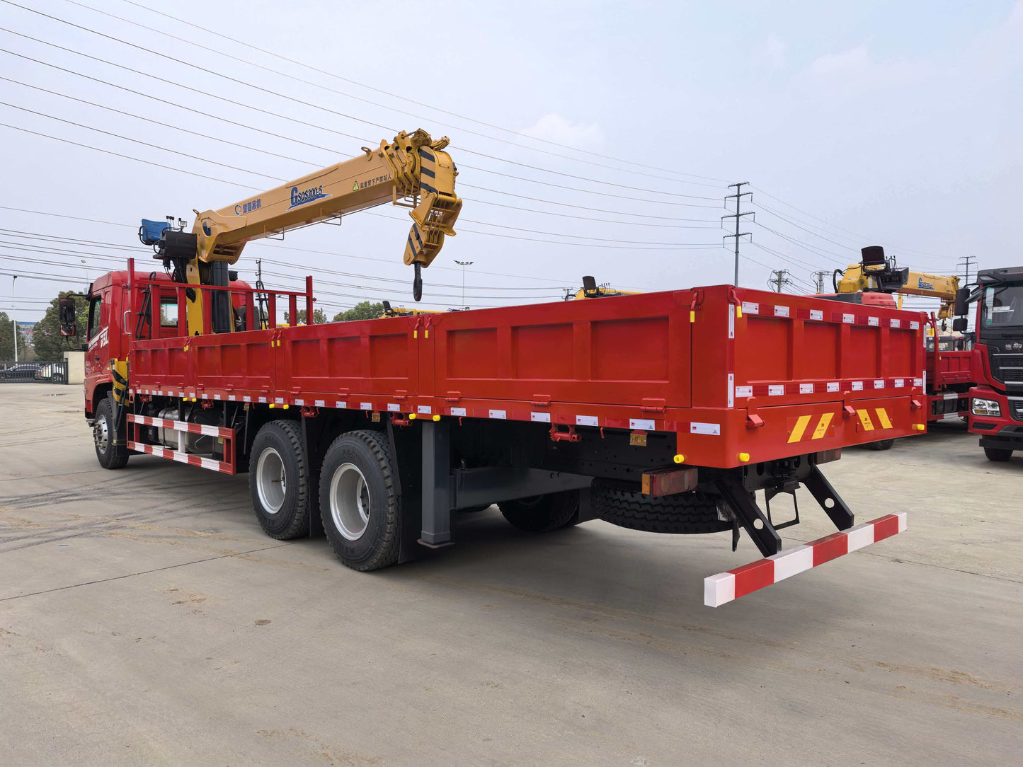 Used Dongfeng 270HP Truck-Mounted Crane for Sale detail view