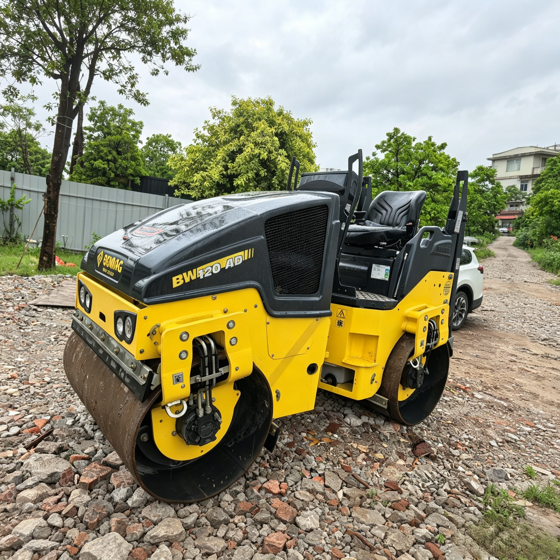 Used Bomag BW120 Road Roller for Sale side view